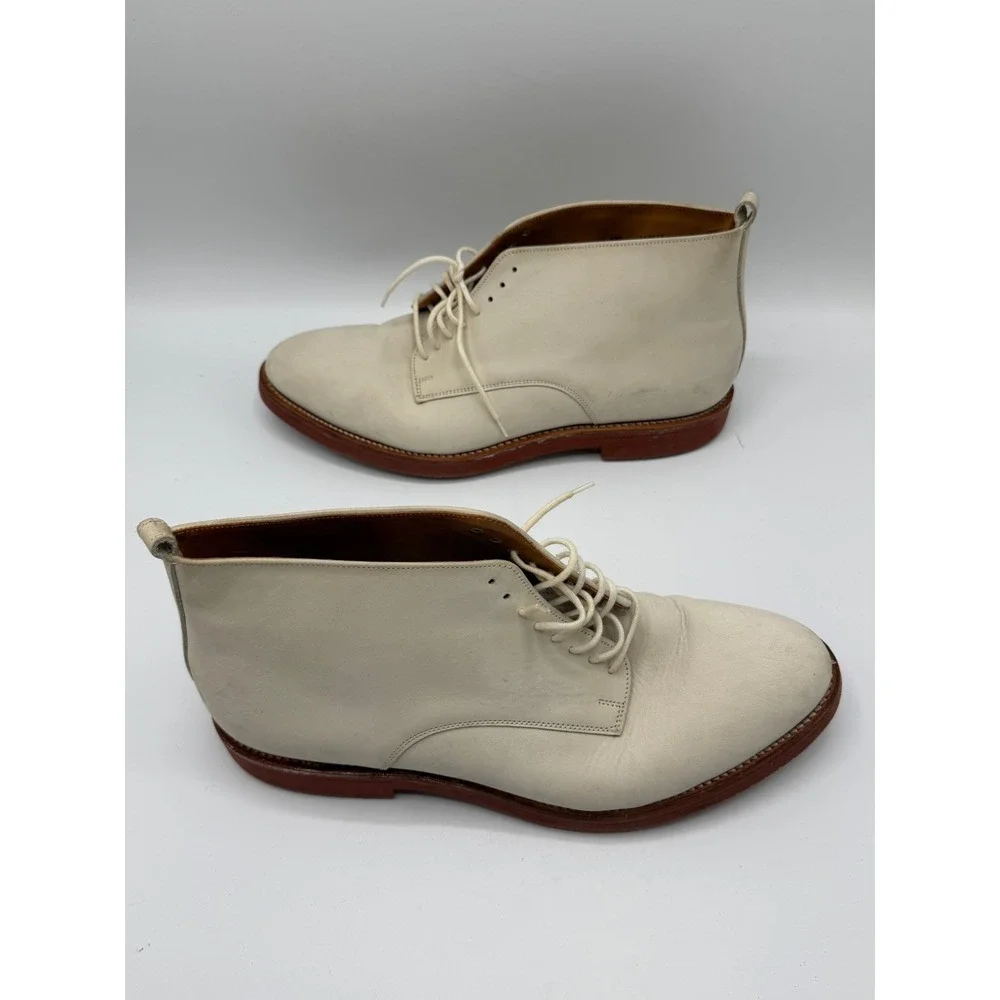 New Republic 8701 Chukka Boots Cream Mens Size 11.5 No Box